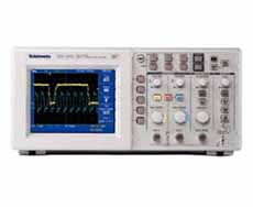 ̩Tektronix (sh)ִ惦(ch)ʾTDS2002