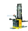 CDD15M 1.5T-3.5M堆高車載重1.5噸，提升3.5米